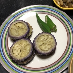 子供が大好き！ナスと合挽き肉の挟み蒸し焼き♪